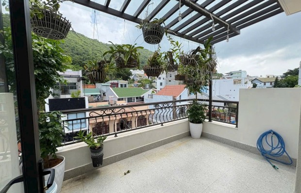 Bán nhà mặt tiền đường Lê Ngọc Hân, Phường 1, Vũng Tàu. Đi bộ ra biển Bãi Trước 5 phút 