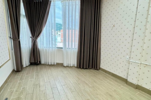 ban nha vung tau ly tu trong00005